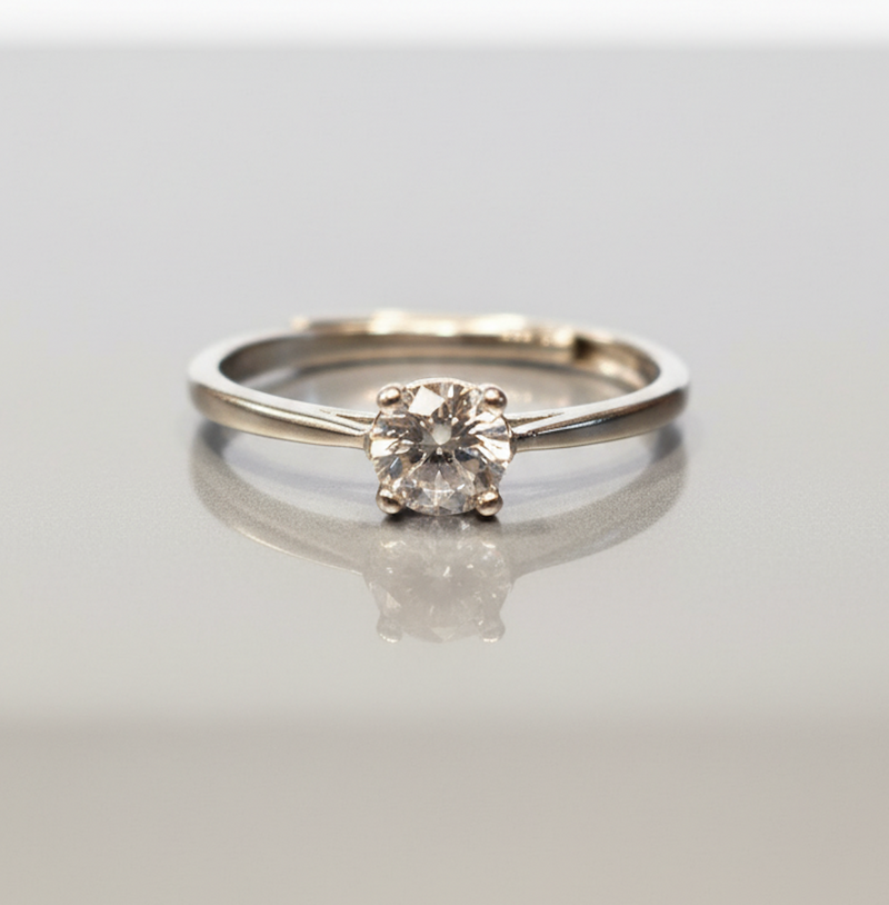 Solitaire Ring - Silver